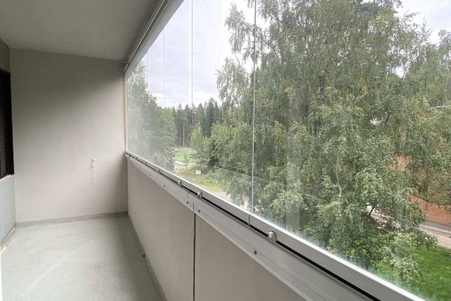 Iso lasitettu parveke